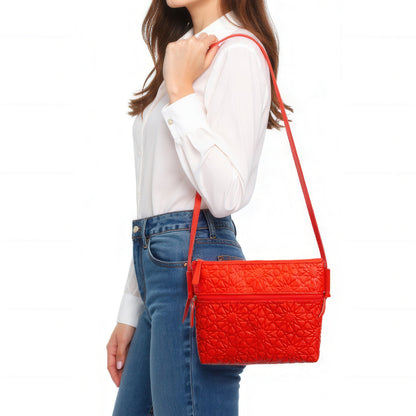 Bolso bandolera de piel grabada – Rojo