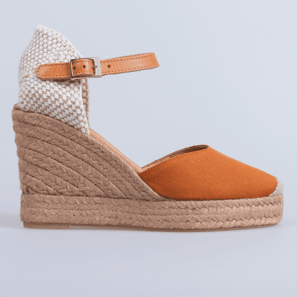 Camila Lona y Piso Teja MIAS