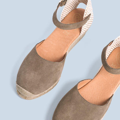 Jane - Serraje Kaki - MIAS