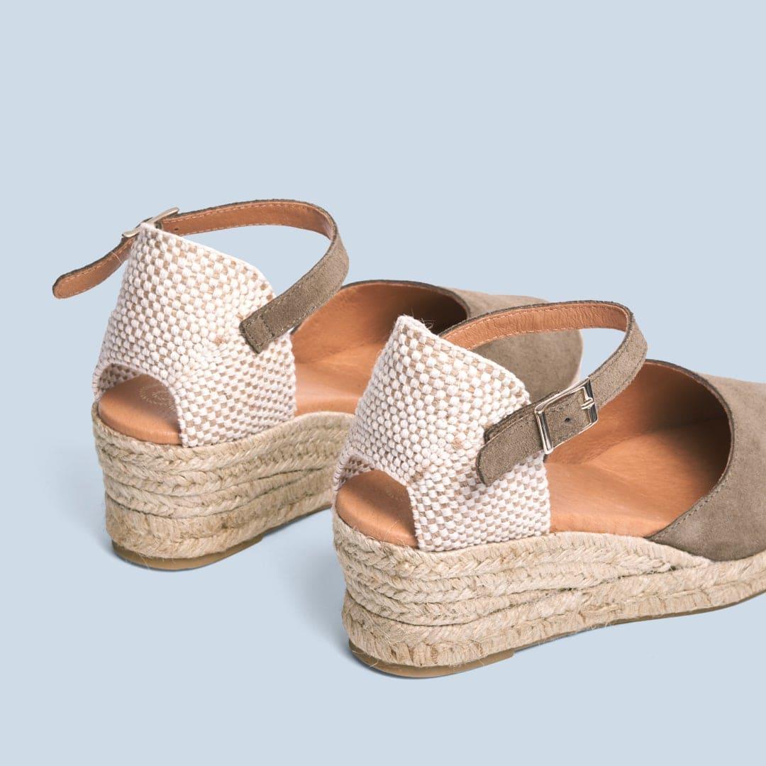 Jane - Serraje Kaki - MIAS