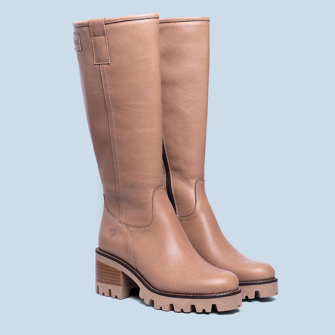 Bota alta de tacón Helsa en piel taupe, hecha en España - foto 1